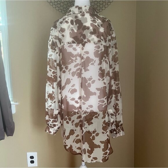 Women’s Button-Down Top, Size 8 - Picture 2 of 3